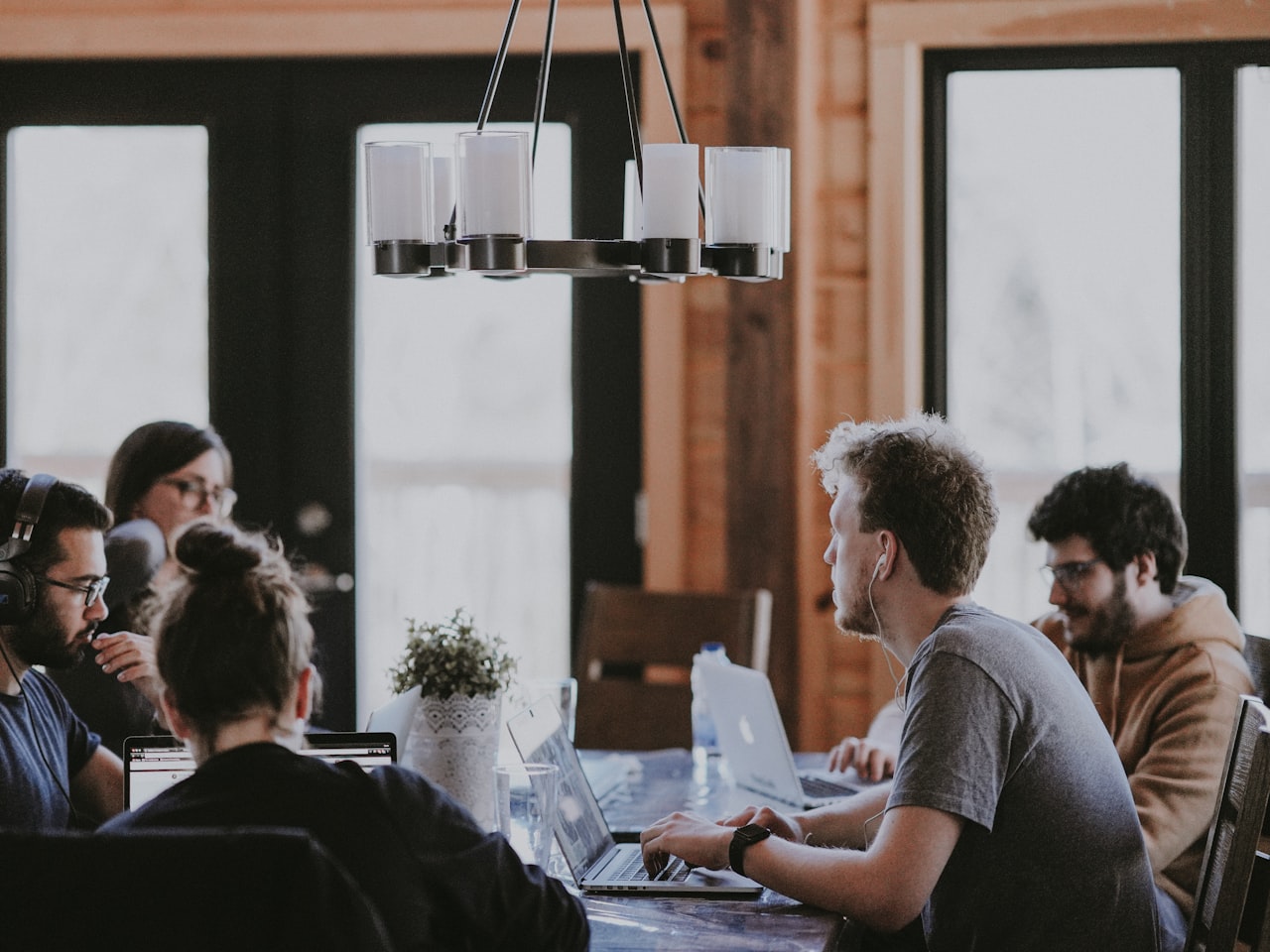 P2P financing — OCTIS